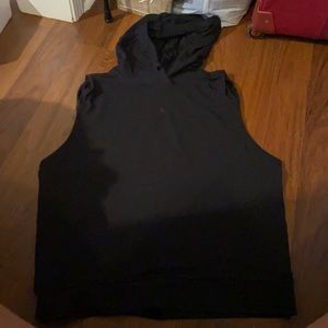 Lulu black hooded tank